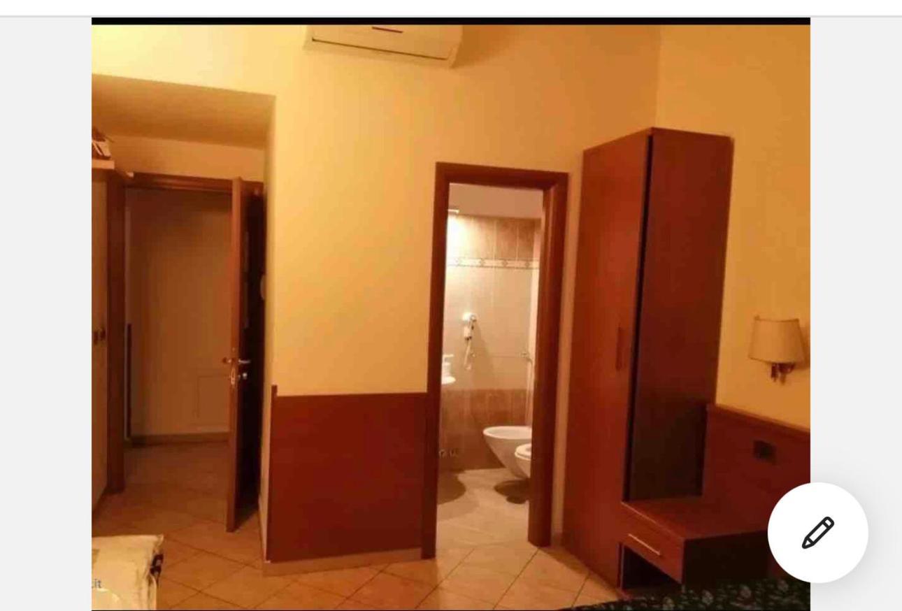 A Rosmini Suites Roma Esterno foto